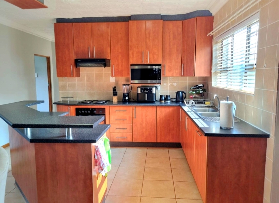 3 Bedroom Property for Sale in Strelitzia Park Eastern Cape